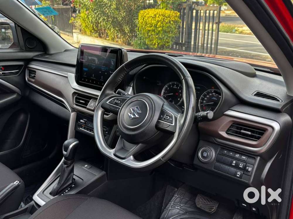 Maruti Suzuki Brezza 1.5 Zxi At Smart Hybrid Dual Tone, 2022, Petrol