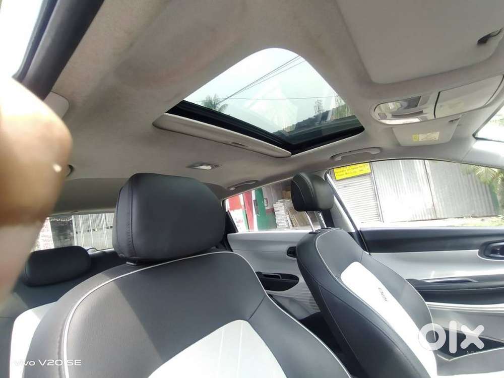 Hyundai I20 Asta (o) 1.2 Mt, 2024, Petrol