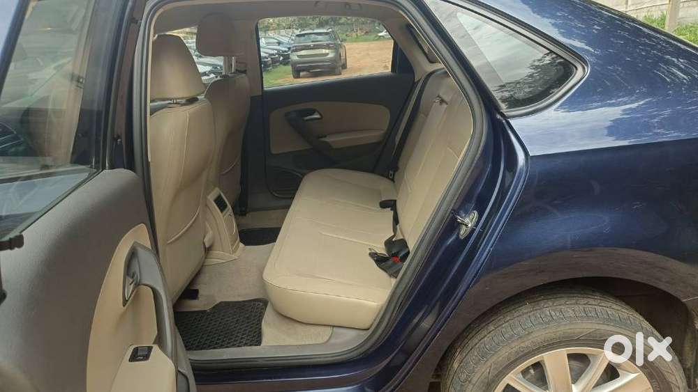 Volkswagen Vento Petrol Highline, 2015, Petrol