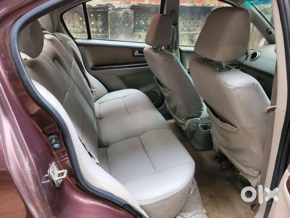Maruti Suzuki Sx4 Zxi At Leather, 2010, Petrol