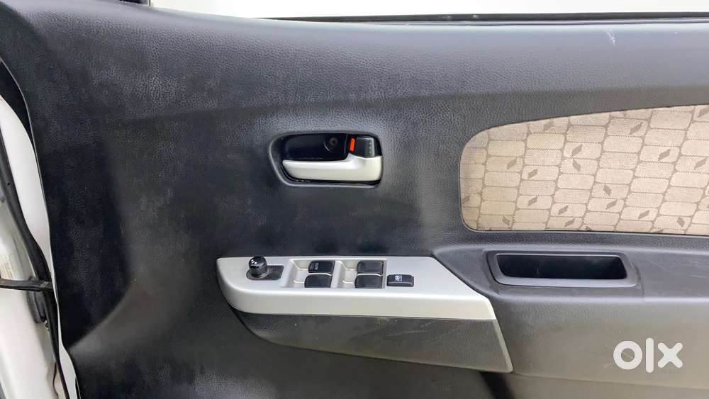 Maruti Suzuki Wagon R 1.0 Vxi, 2016, Petrol