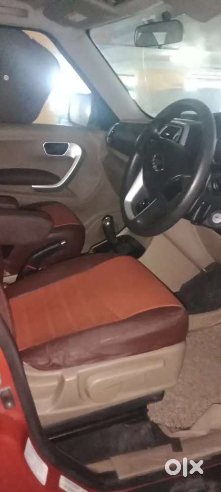 Showroom Condition Mahindra Tuv 300 2017 Amt Diesel