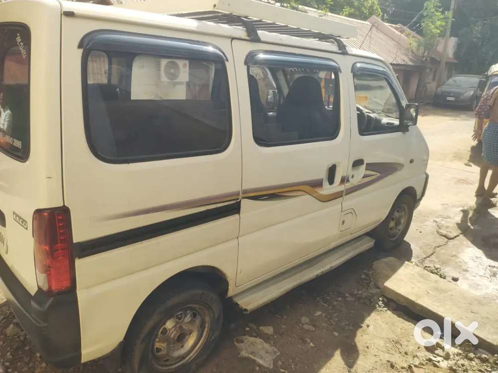 Maruti Suzuki Eeco 2013 Petrol 90000 Km Driven