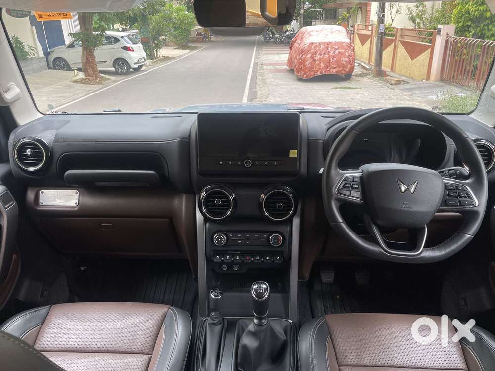 Mahindra Thar Roxx Ax7 L Diesel Mt 4wd, 2025, Diesel