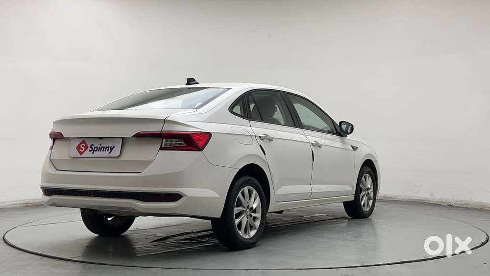 Skoda Slavia Ambition 1.0l Tsi Mt, 2022, Petrol
