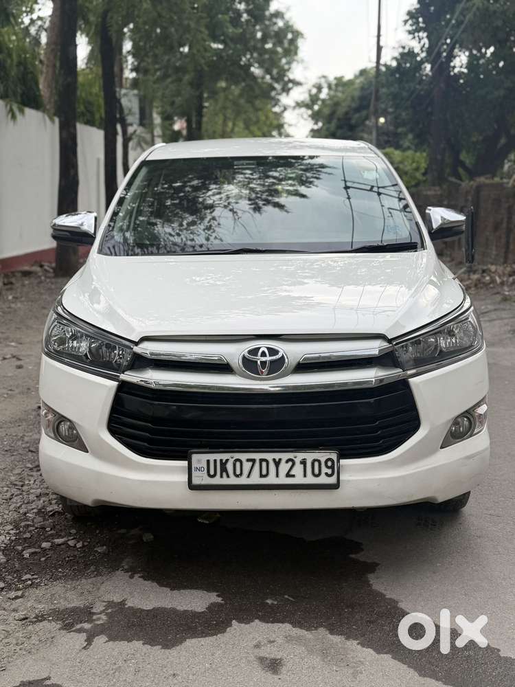 Toyota Innova Crysta 2.4 G Mt, 2019, Diesel