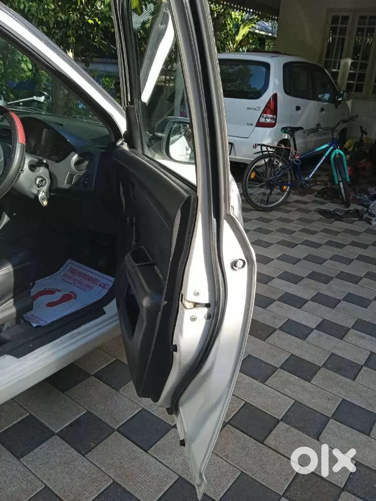 Maruti Suzuki Dzire Diesel 2013