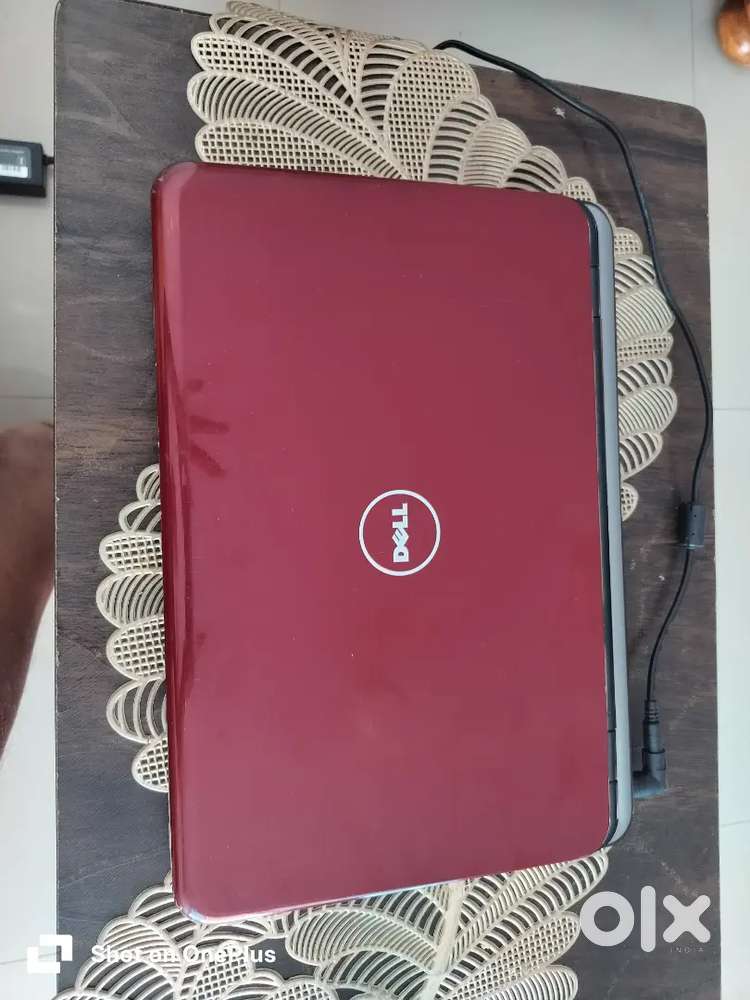 Dell Inspiron N5010 (Core i3 / AMD Radeon Graphics / 15.6 HD Display)