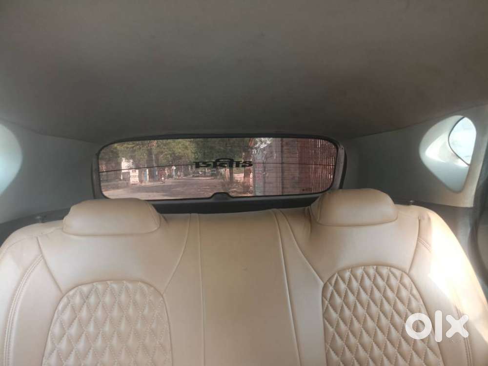 Kia Sonet 2023 Petrol 125000 Km Driven