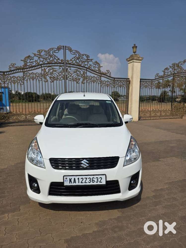 Maruti Suzuki Ertiga Vxi Abs Bs Iv, 2015, Petrol