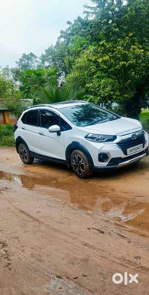 Honda Wr-v 2022  Like New Condition  24,000 Km  1st Owner