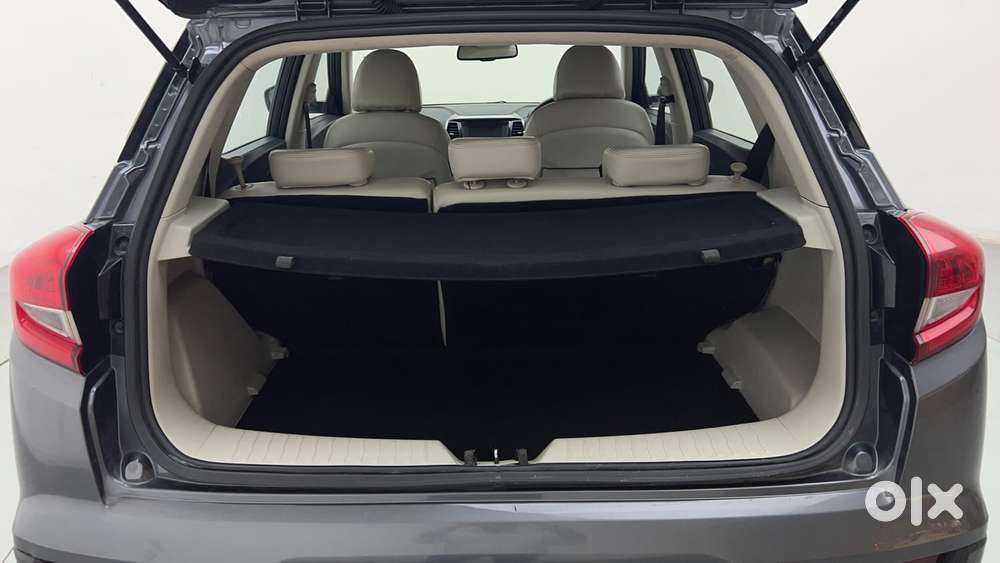 Mahindra Xuv300 W8 Option Diesel, 2021, Diesel