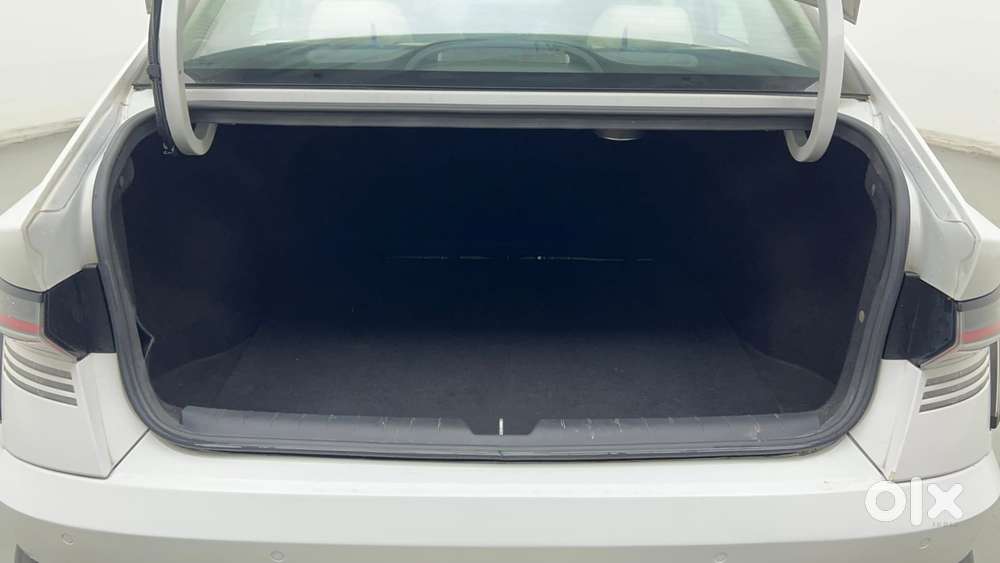 Hyundai Verna Sx 1.5 Petrol Ivt, 2023, Petrol