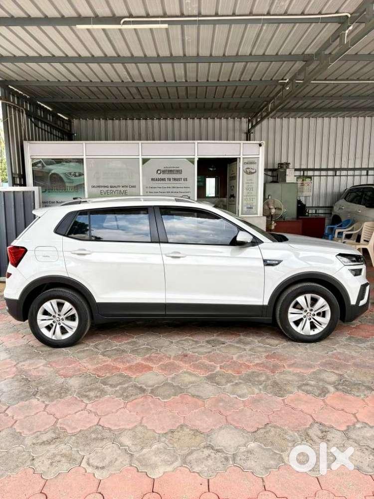 Skoda Kushaq 1.0 Tsi Ambition, 2022, Petrol