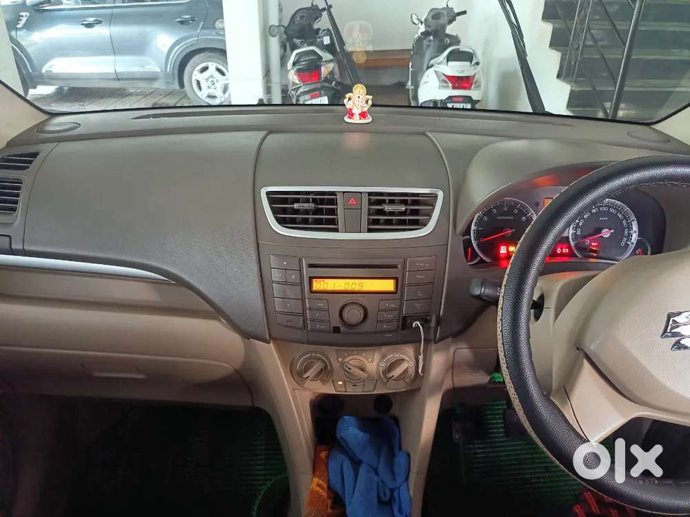 Ertiga 2015 Vxi(petrol) With Abs