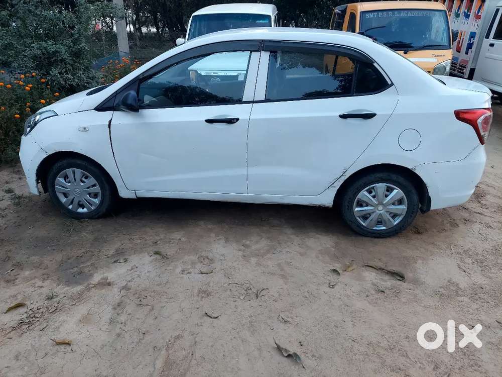 Hyundai Xcent 2017 Diesel 90000 Km Driven