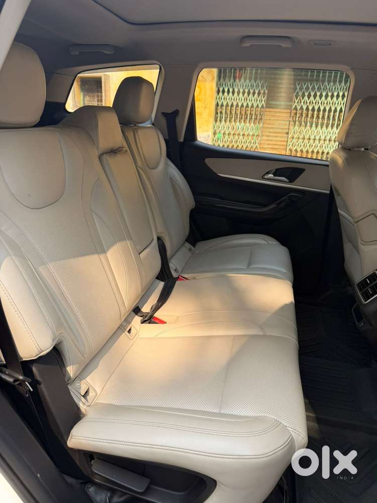 Mahindra Xuv700 2.2 Ax 7 Diesel Mt Str, 2024, Diesel