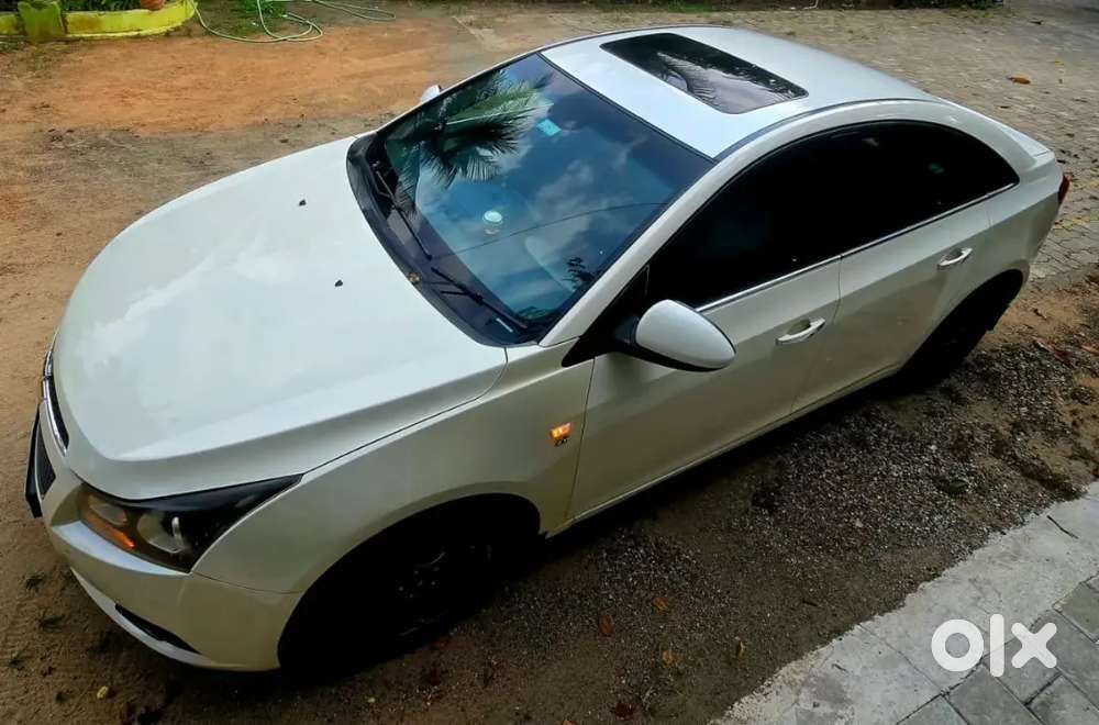 Chevrolet Cruze 2012 Diesel – Manual  ₹3,00,000