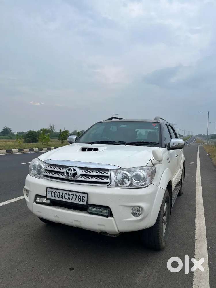 Toyota Fortuner 4x4 2011 Diesel Manual