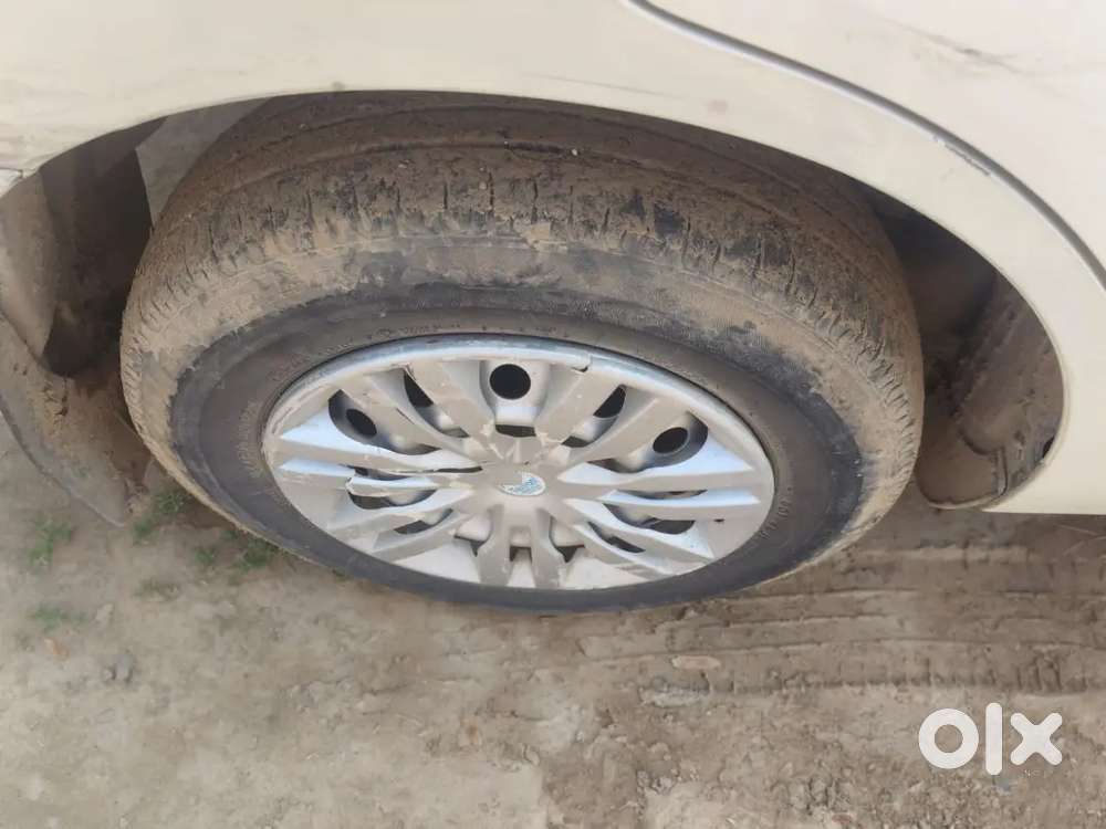 Maruti Suzuki Dzire 2024 Cng & Hybrids 85000 Km Driven