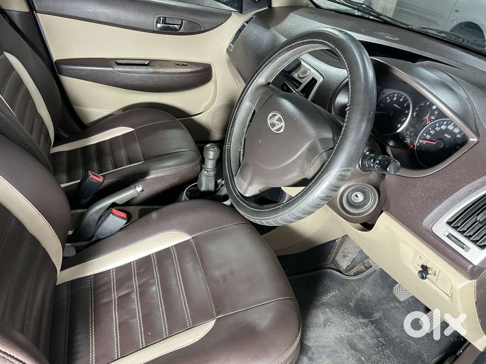Hyundai I20 Petrol Spotz, 2011, Petrol
