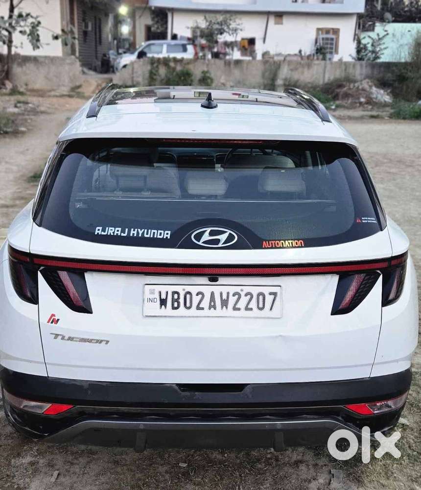 Hyundai Tucson Signature 2.0 At Petrol Dual Tone, 2024, Petrol