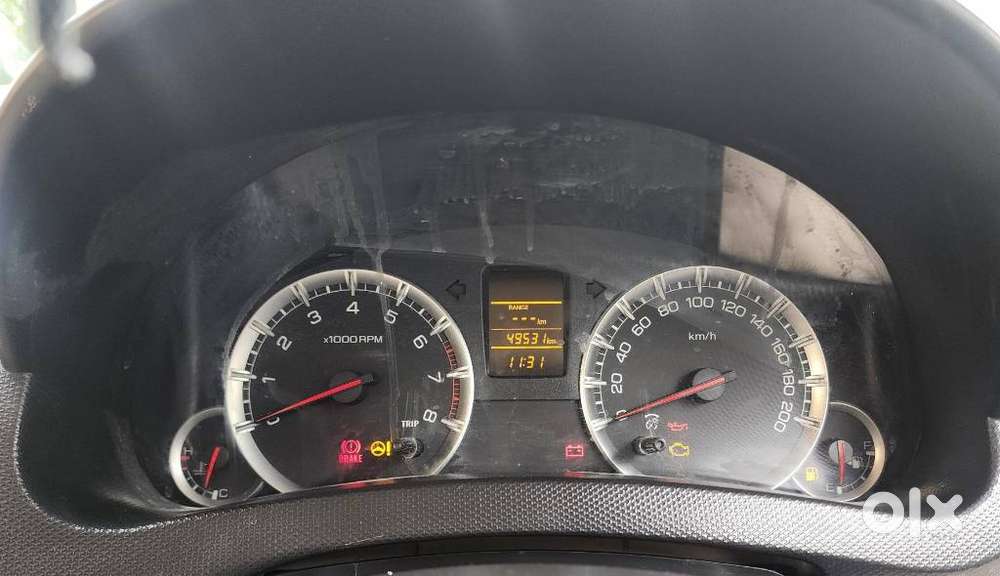 Maruti Suzuki Swift Dzire Vxi Optional, 2014, Petrol