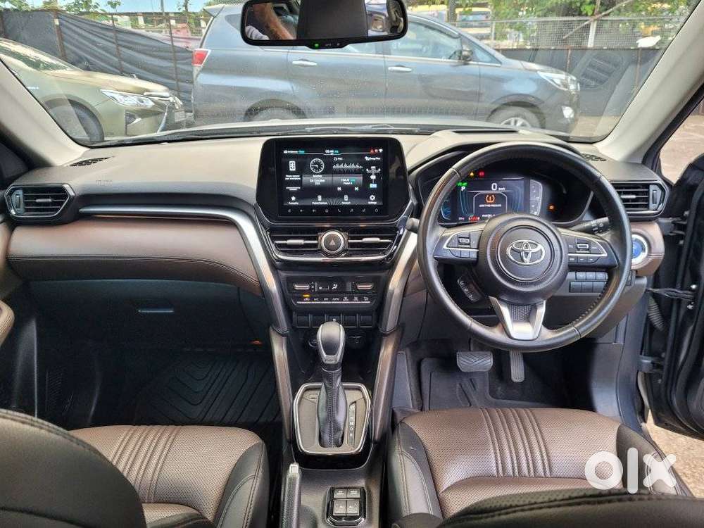 Toyota Urban Cruiser Hyryder 1.5 V Hybrid, 2024, Petrol