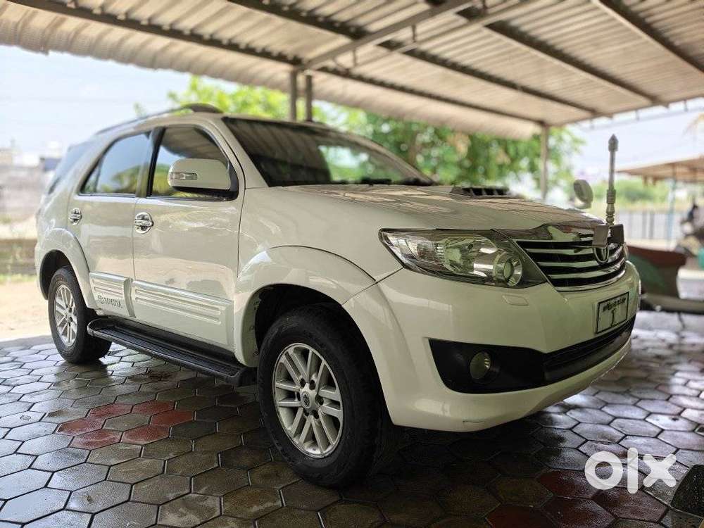 Toyota Fortuner 4x2 At 2.8 Diesel, 2013, Diesel