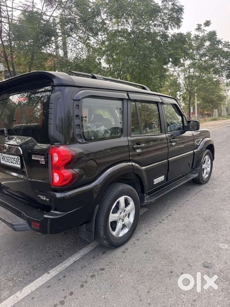 Mahindra Scorpio Classic 2.2 S 11 Mt 7 Str, 2021, Diesel