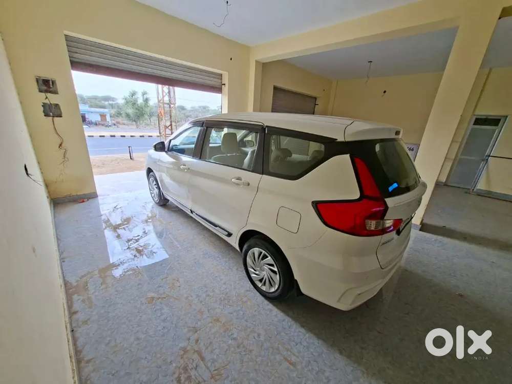 Maruti Ertiga 2023 1.3 Zdi Plus