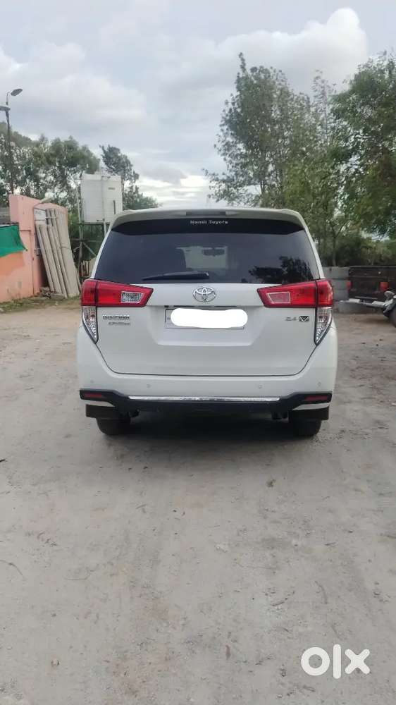 Toyota Innova Crysta 2019