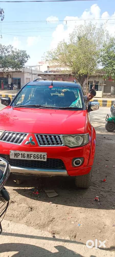 Mitsubishi Pajero Sport 2012 Diesel 114000 Km Driven