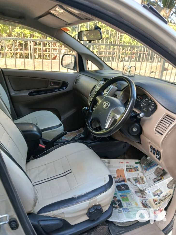 Toyota Innova [2013-2016] 2.5 G4 7 Str, 2015, Diesel