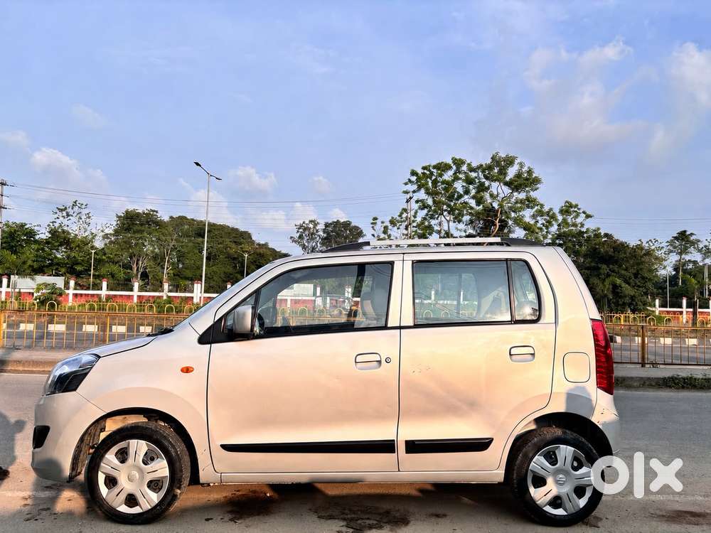 Maruti Suzuki Wagon R Vxi Optional, 2018, Petrol