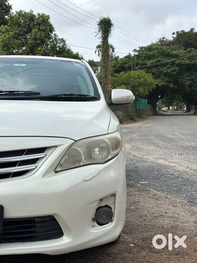 Toyota Corolla Altis 2012