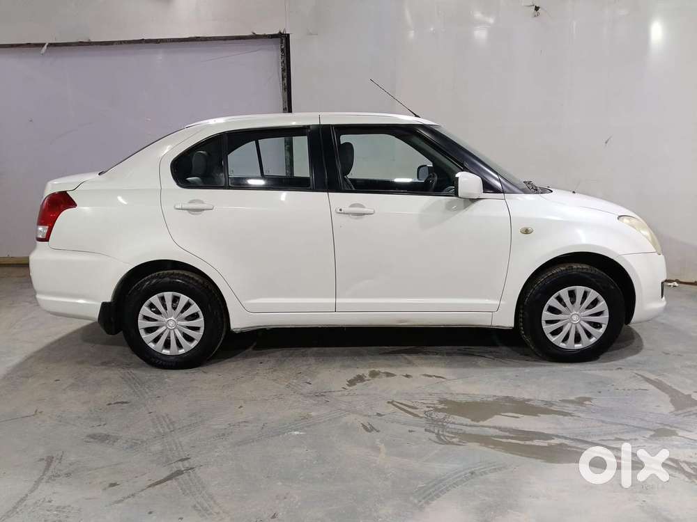 Maruti Suzuki Swift Dzire 1.2 Vxi Bsiv, 2011, Petrol