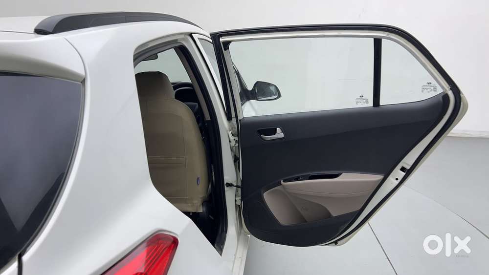 Hyundai Grand I10 1.2 Kappa Sportz, 2015, Petrol