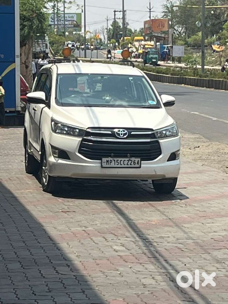 Toyota Innova Crysta 2020 Variant