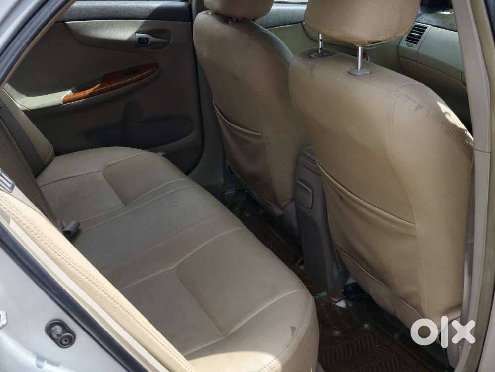 Toyota Corolla Altis Gl, 2010, Petrol
