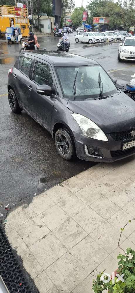Maruti Suzuki Swift 2017 Diesel 132000 Km Driven
