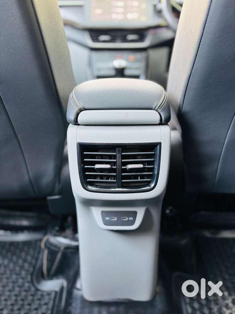 Skoda Kushaq 1.0 Tsi Style, 2021, Petrol