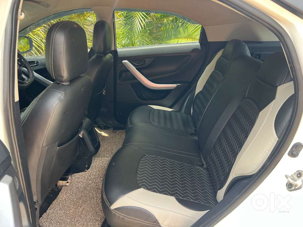 Tata Nexon 1.5 Revotorq Xm (s), 2021, Diesel