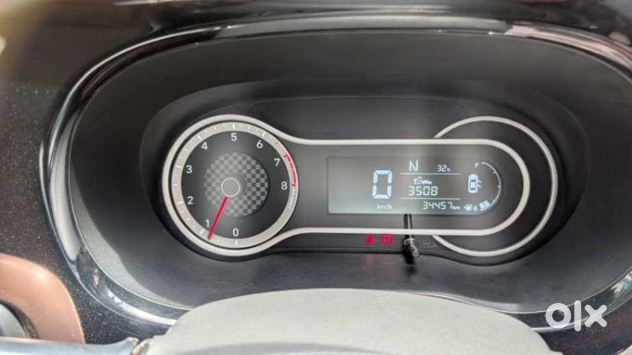 Hyundai Aura Sx Plus Automatic, 2022, Petrol