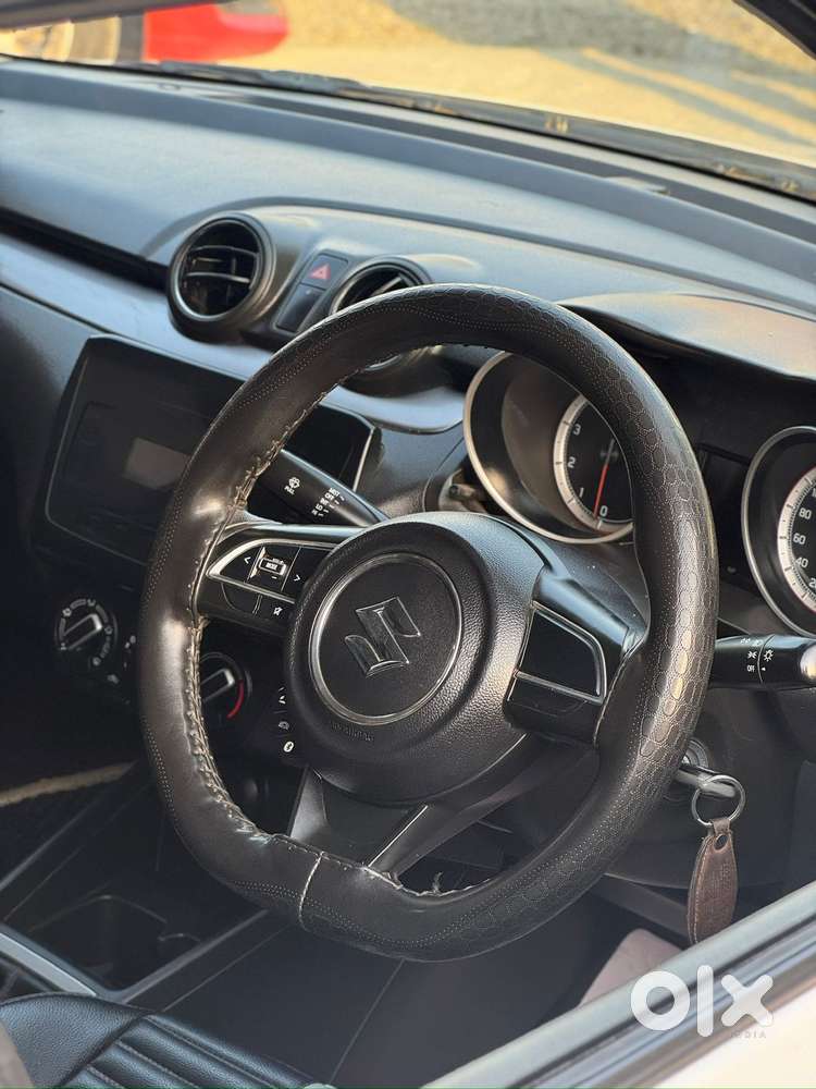 Maruti Suzuki Swift Vxi Optional, 2022, Petrol