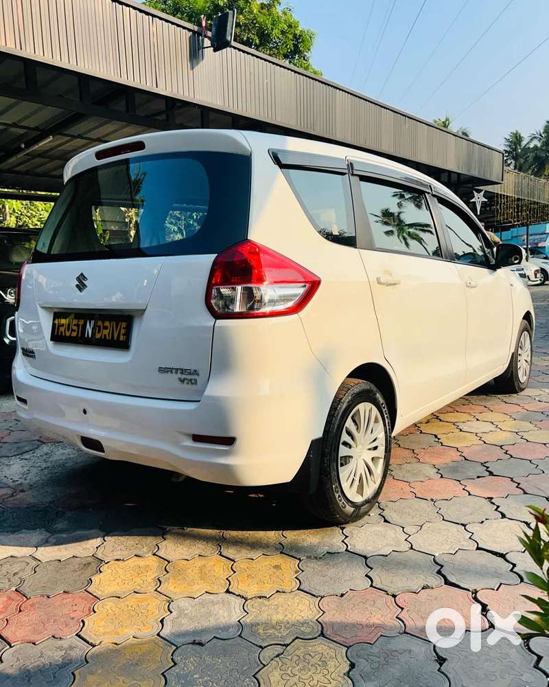 Maruti Suzuki Ertiga 2012-2015 Vxi, 2014, Petrol