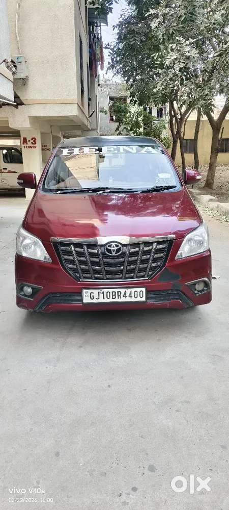 Toyota Innova 2014 Diesel Well Maintained