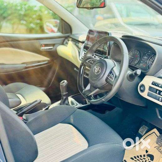 Toyota Glanza 1.2 V Amt, 2024, Petrol
