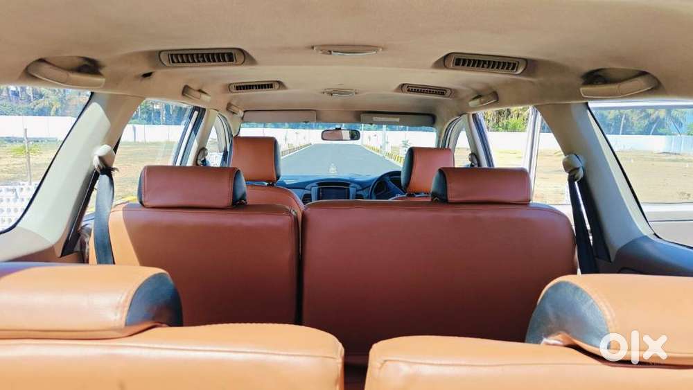 Toyota Innova 2.5 G (diesel) 8 Seater, 2016, Diesel