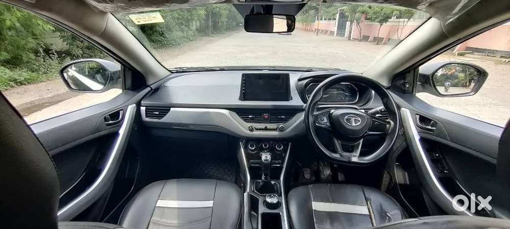 Tata Nexon 1.5 Revotorq Xm (s), 2022, Diesel